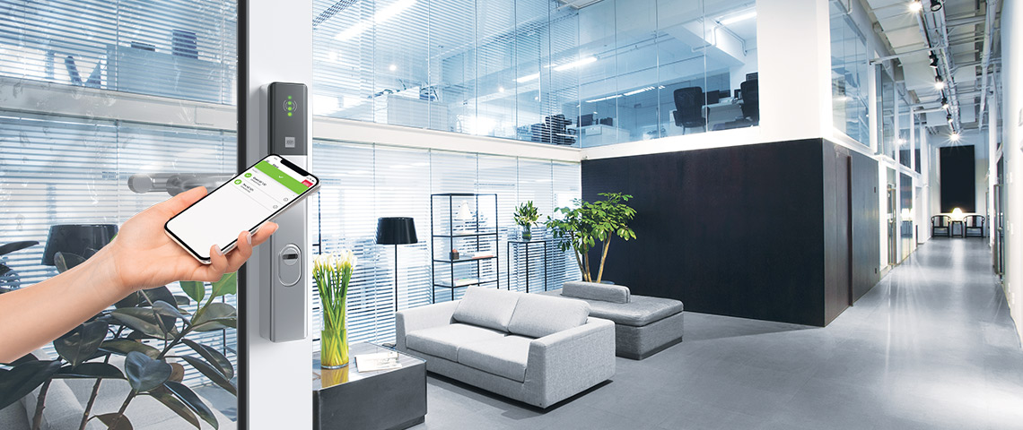 Smart handle for your access control