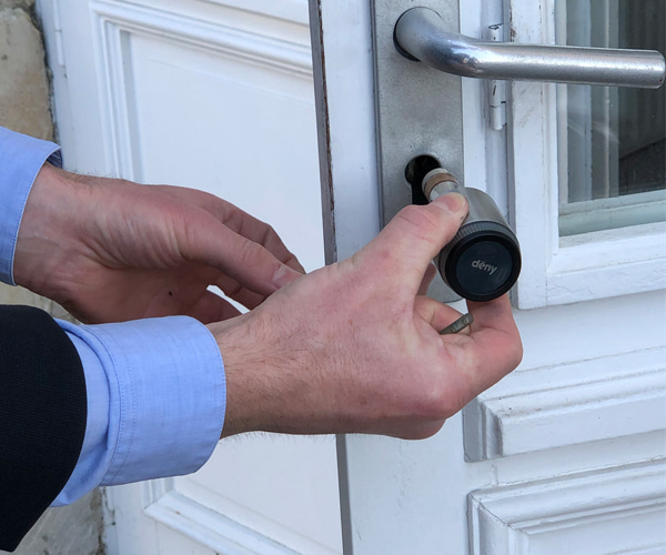 Mairie | Pose d'un cylindre électronique