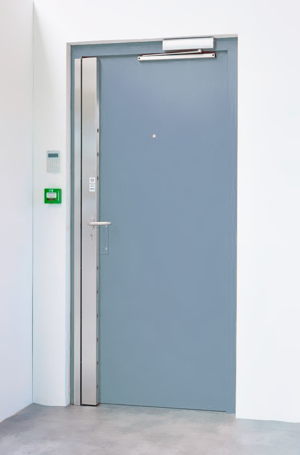 Porte CR5 Doortal avec serrure LSS de Dény Security