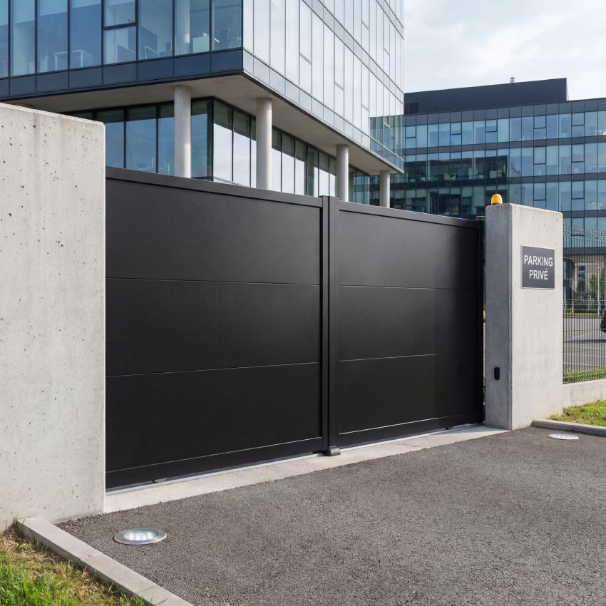 Fabricant de Portail de parking sur-mesure 2 vantaux