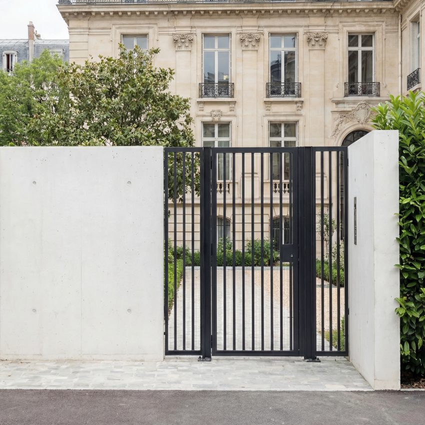 Fabricant de portillon sur-mesure en métal à Paris