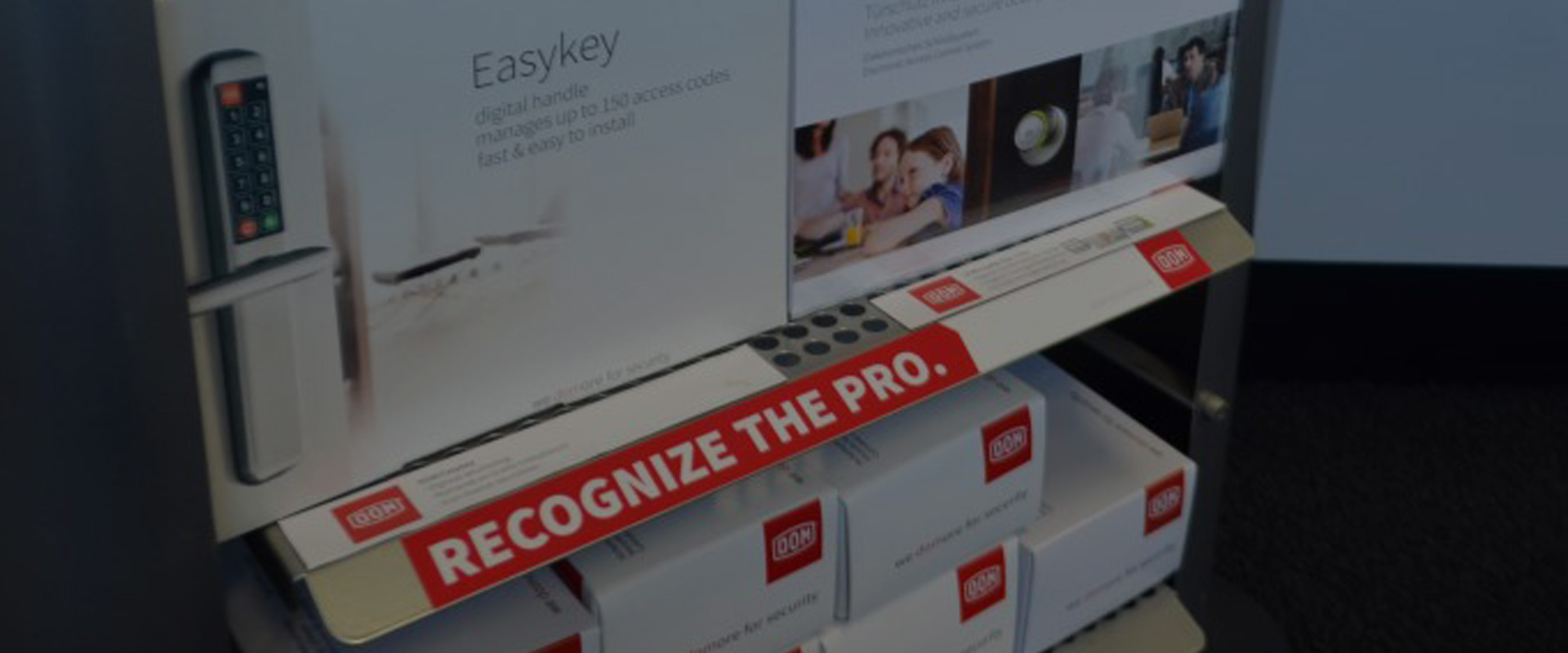 DOM products on a shop display