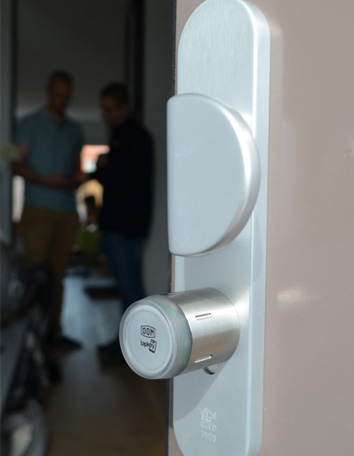 advise your customers on DOM products