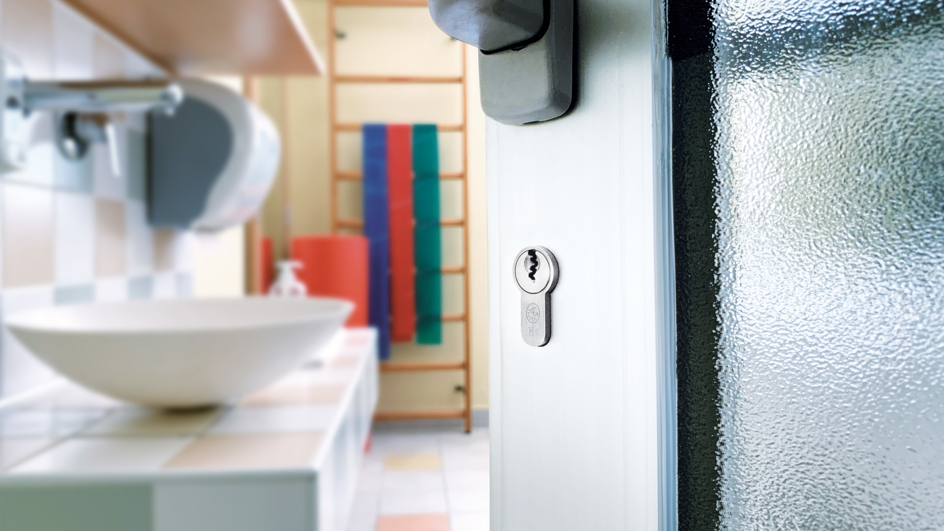 Titan cylinder in wellness premises